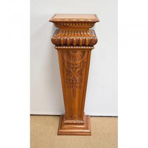 Important Sheath In Solid Walnut, Neo-gothic Style - Late Nineteenth