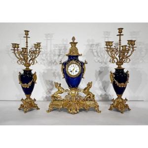 Importante Garniture De Cheminée En Bronze Doré, Style Louis XVI – XXe