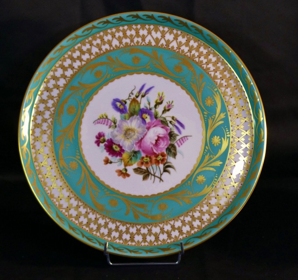 Plat En Porcelaine De Limoges, Peint à La Main Et Doré Par René Caire, Milieu XX ème