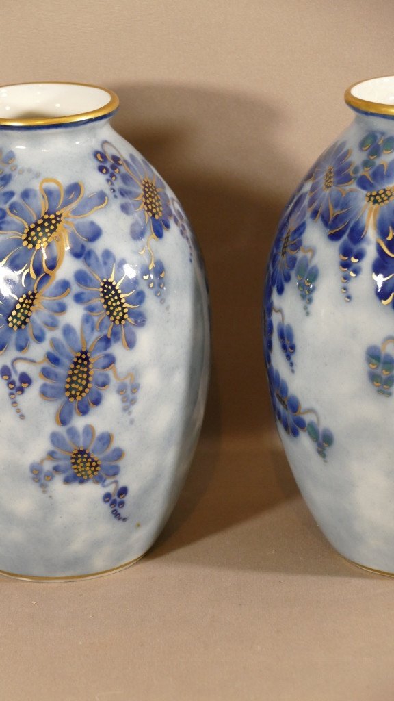 Tharaud Limoges, Pair Of Vases With Blue And Gold Flowers, Limoges Circa 1950-photo-1