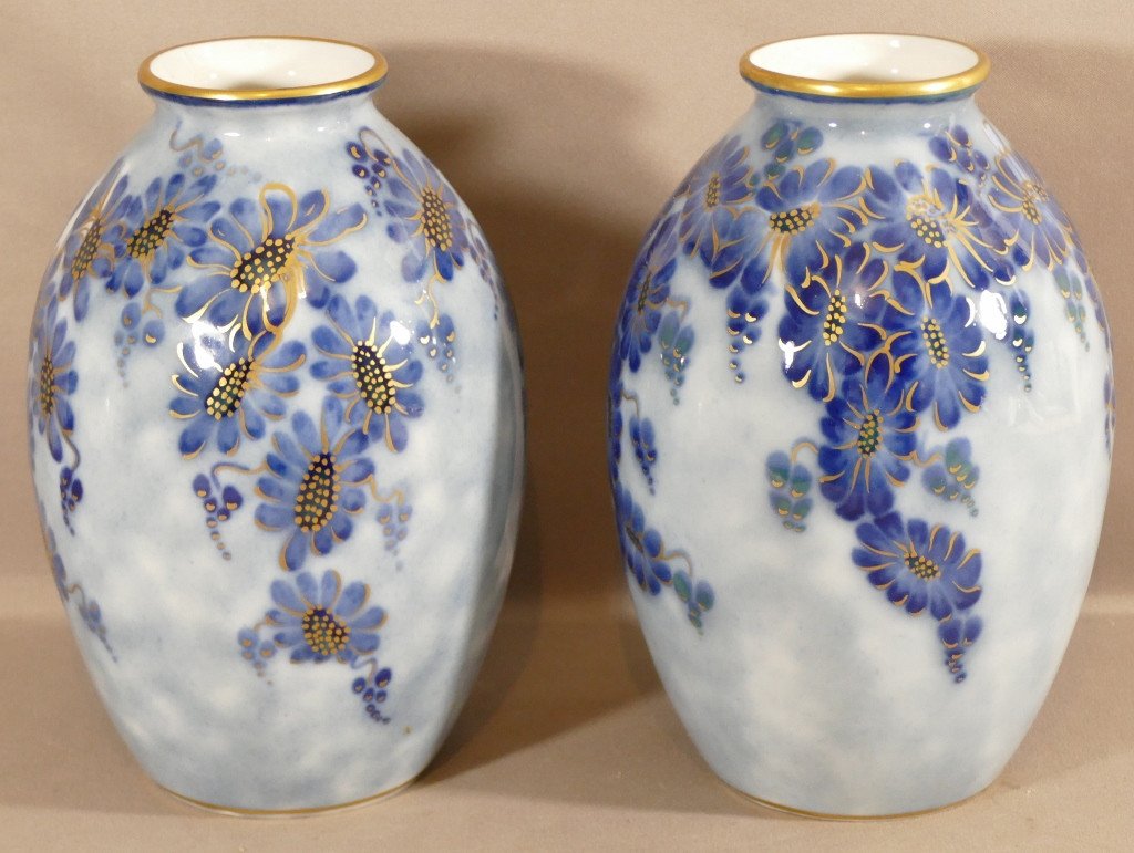 Tharaud Limoges, Pair Of Vases With Blue And Gold Flowers, Limoges Circa 1950