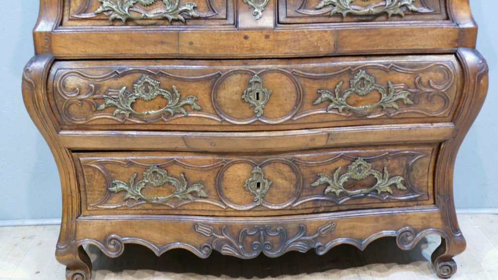 Bordelaise Chest Of Drawers In Solid Walnut, Louis XV Period, XVIIIth Century-photo-2