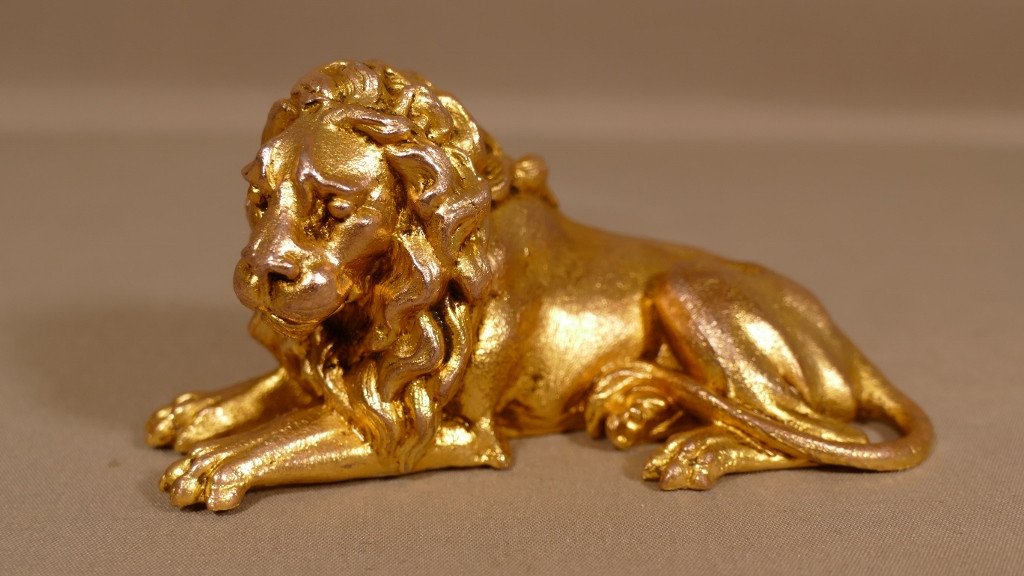 Le Lion, Statuette En Bronze Doré époque XIX ème Siècle