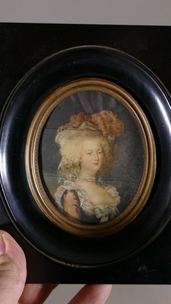 Marie Antoinette, Miniature Portrait Of The Queen, Painted In Gouache, Eighteenth Time-photo-1