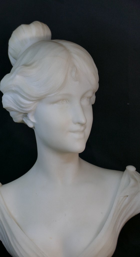 Pugi Brothers, Large Female Bust In White Carrara Marble, Art Nouveau Period-photo-2