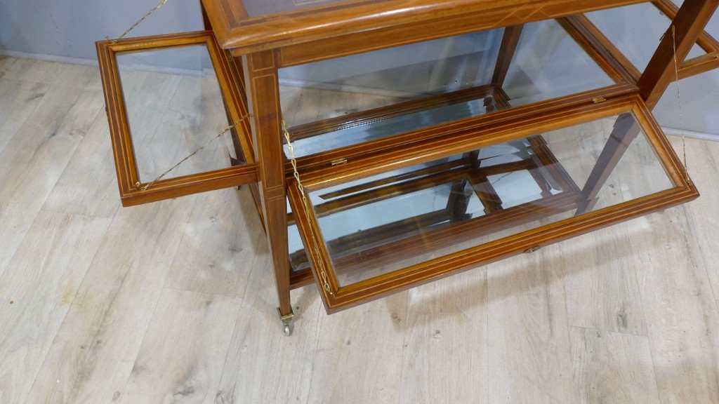 Table à Thé Anglaise Formant Vitrine, Acajou Et Filets De Bois Clair, époque Fin XIX ème-photo-1