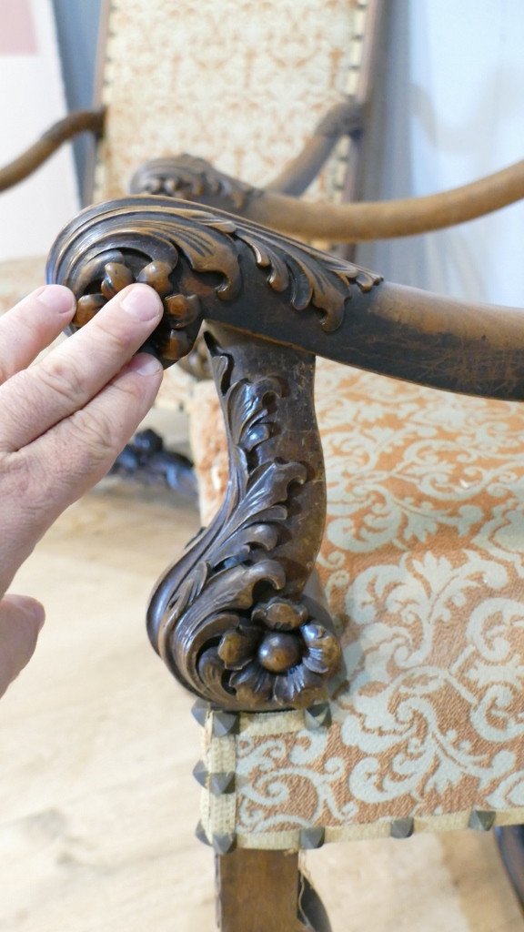 Pair Of Large Louis XIV Ceremonial Armchairs In Carved Walnut, XIXth Century-photo-4