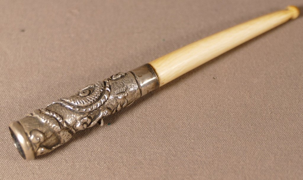 Indochina, Cigarette Holder With Dragon In Sterling Silver And Ivory, Early 20th Century-photo-2