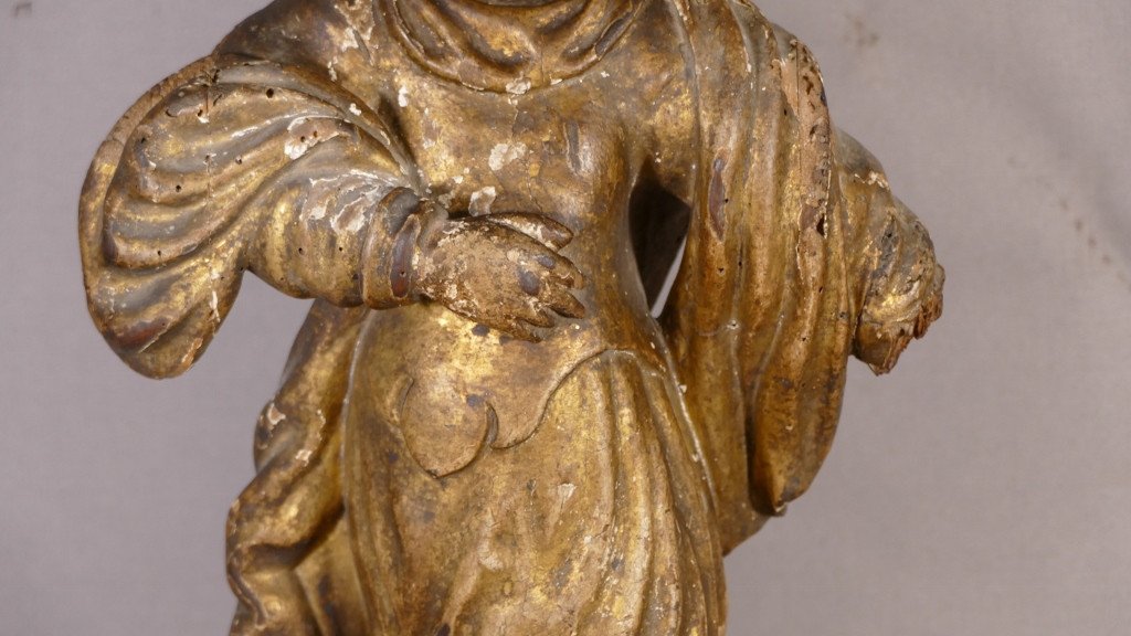 18th Century Sculpture Of A Saint In Gilded Carved Wood-photo-4
