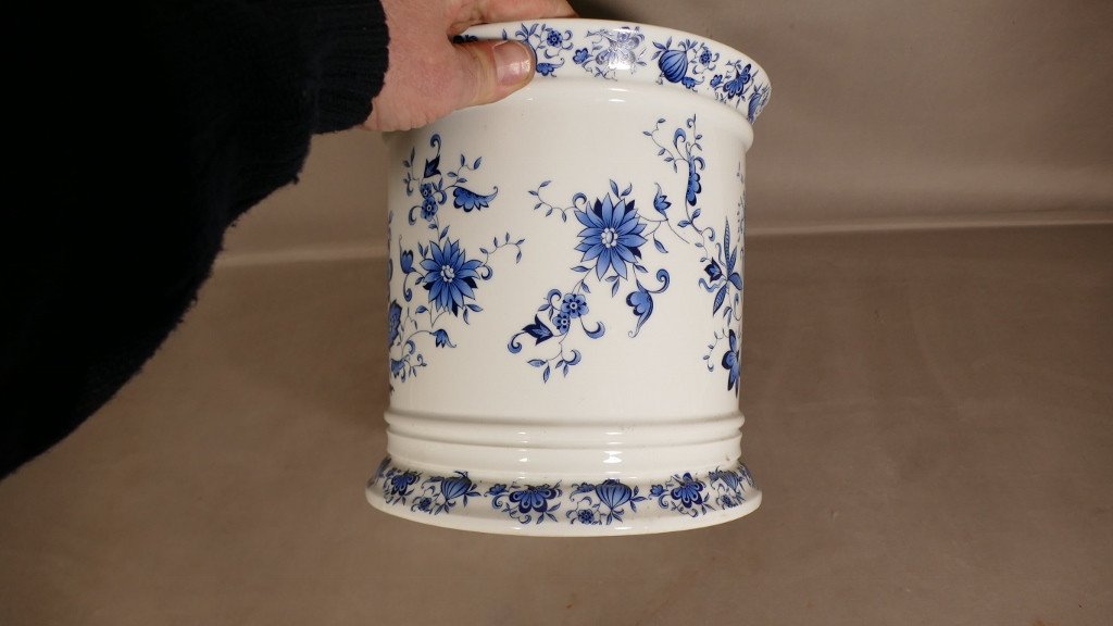 Raynaud Limoges, White And Blue Porcelain Planter-photo-5