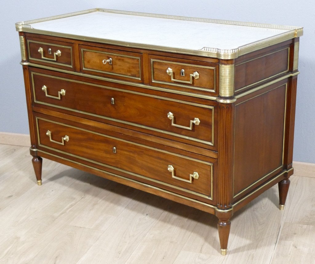 Louis XVI Commode With Gallery In Mahogany, Brass And White Marble, 18th Century