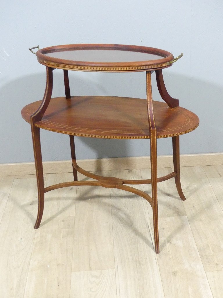 Living Room Table, Tea Or Side Table, Mahogany, England Late 19th Century