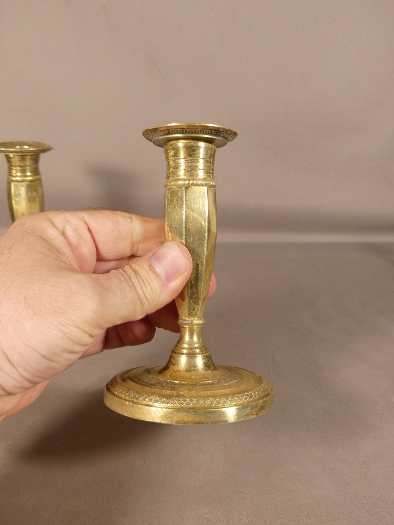 Pair Of Directoire Period Fist Candlesticks In Gilt Bronze, Late 18th Century-photo-4