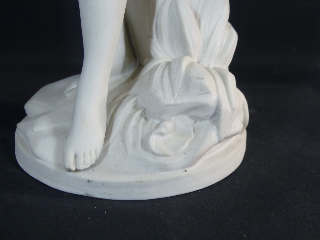 La Baigneuse d'Après Falconet, Sculpture En Biscuit De Porcelaine, époque XIX ème-photo-1