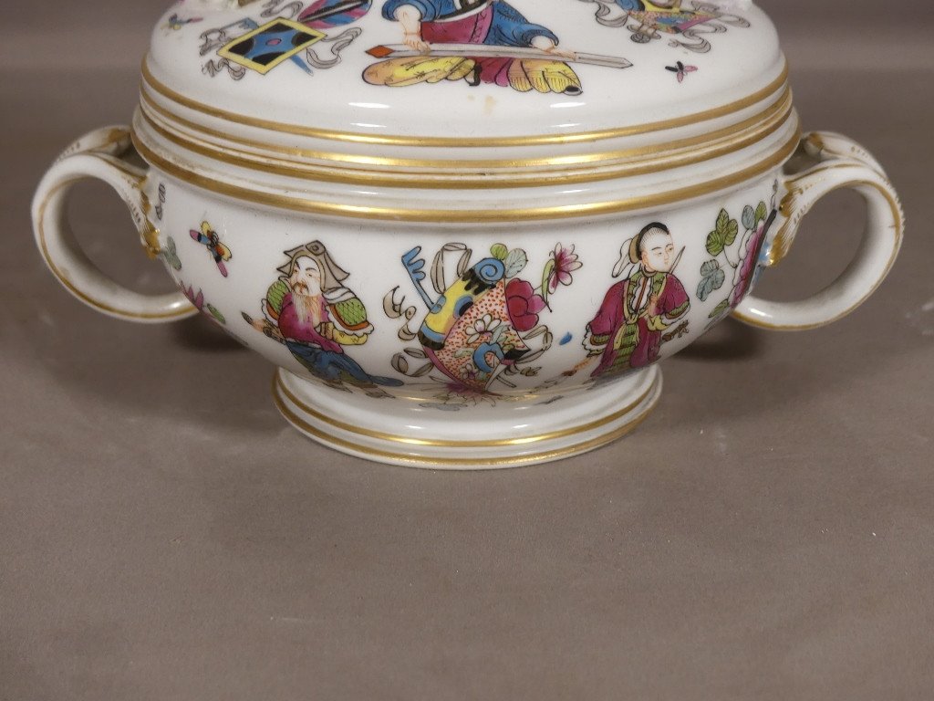 Chinese Covered Terrine In Chinese Porcelain, 19th Century-photo-3