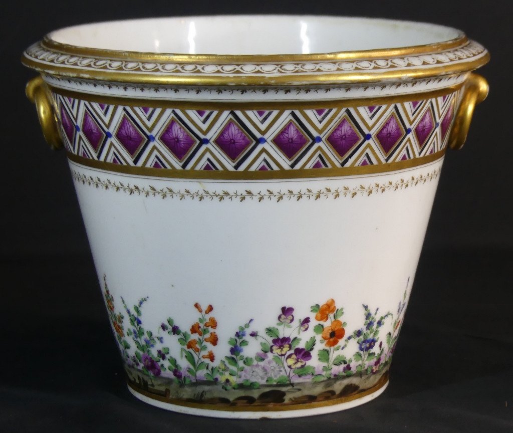 Paris Porcelain Flower Pot Hand Painted With Flowers, Early 19th Century