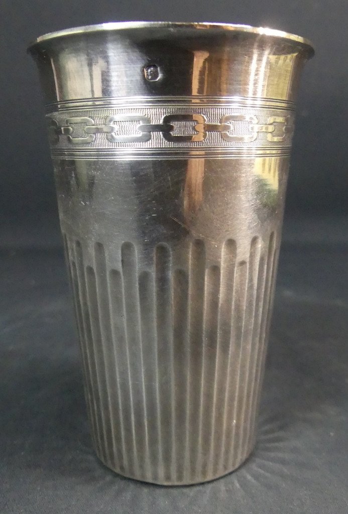 Solid Silver Chiseled Cup, Goldsmith Huguenin, 1910s Period