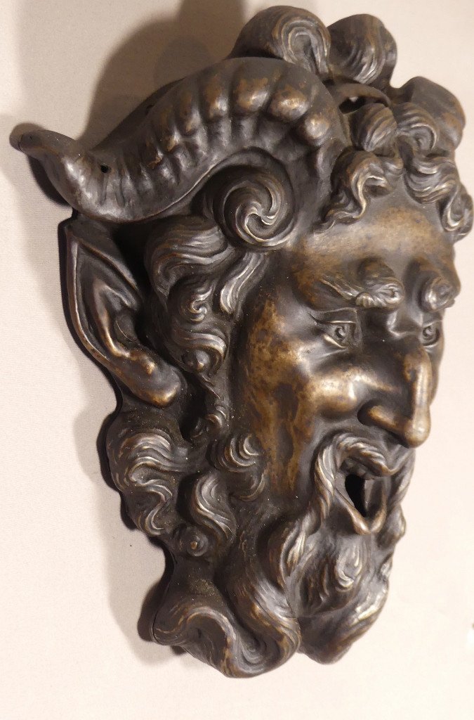 Mascaron De Fontaine Faune Ou Satyre En Métal Patiné Bronze, époque XIX ème-photo-1