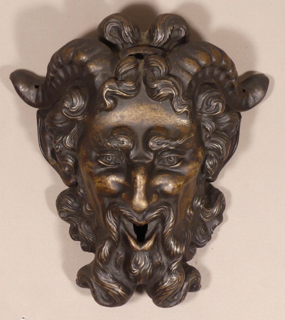 Mascaron De Fontaine Faune Ou Satyre En Métal Patiné Bronze, époque XIX ème