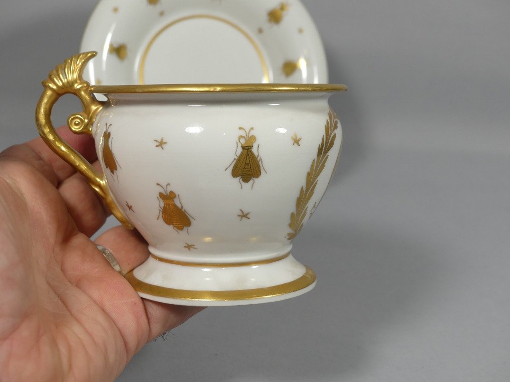 Napoleon Empire Style Mug, Hand Painted White And Gold Porcelain, Eagle, Bee, N-photo-3