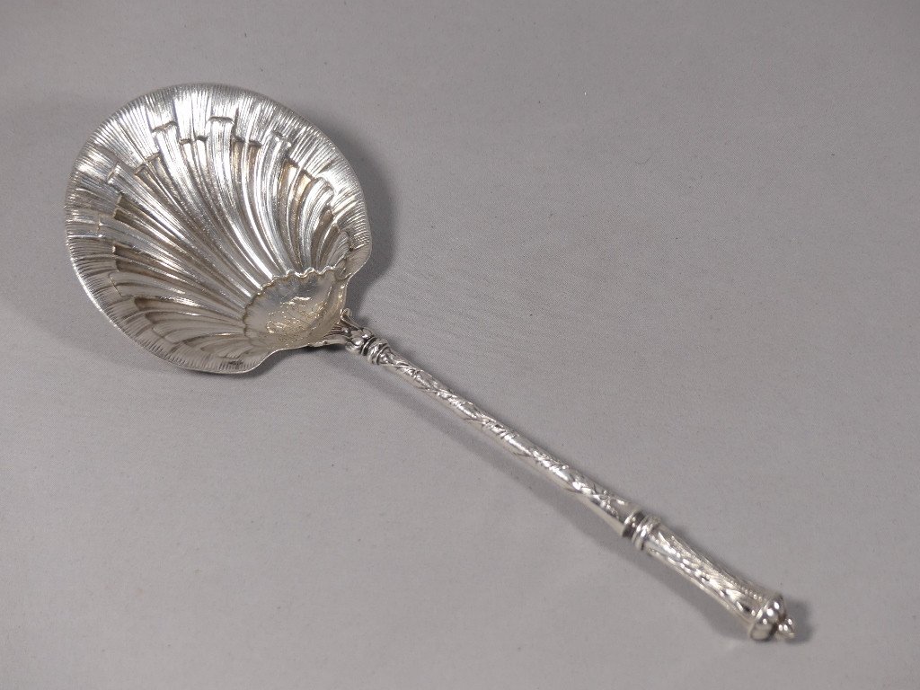 Cuillère Pelle à Fraises En Argent Massif Forme Coquille, époque Fin XIX ème