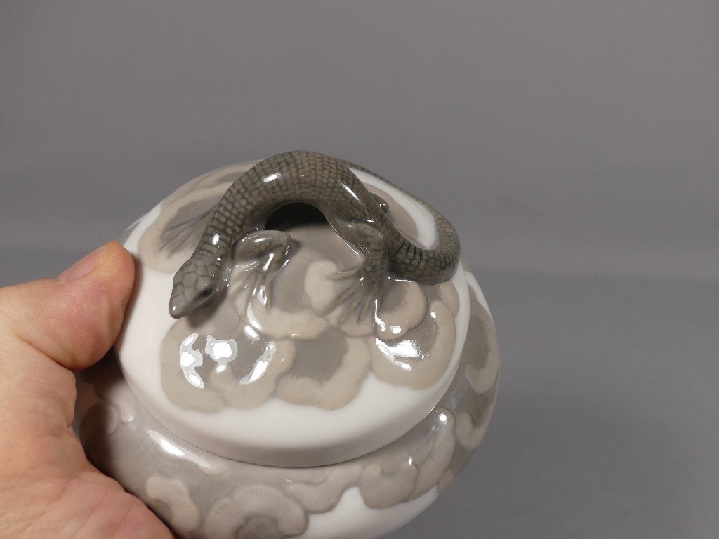 Royal Copenhagen, Rare Lizard Box, Danish Porcelain, Early 20th Century-photo-4