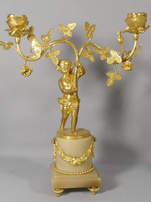 Pair Of Louis XVI Candlesticks With Putti And Roses, Gilt Bronze And Alabaster, 19th Century -photo-2