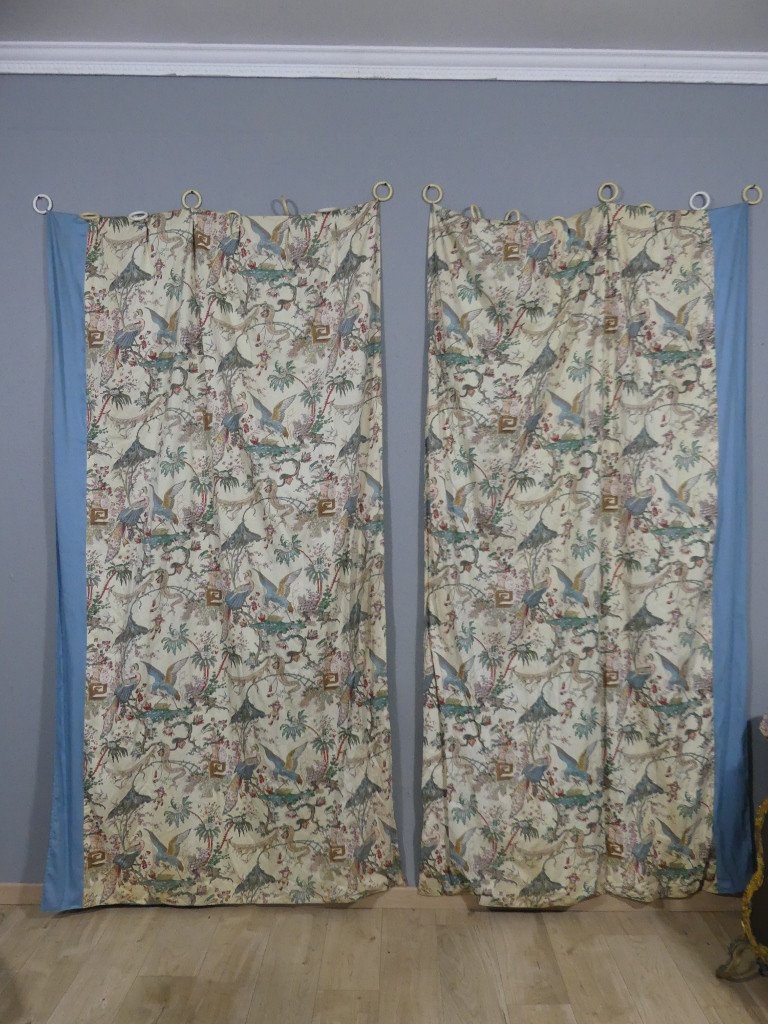 Pair Of Double Curtains In Oriental Fabric With Peacocks, Cranes, Exotic Foliage -photo-1