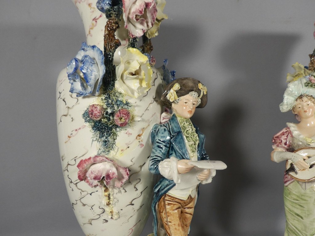 Italy Circa 1900, Pair Of Ceramic Vases Gallant Couple Musician And Flowers In Relief-photo-4