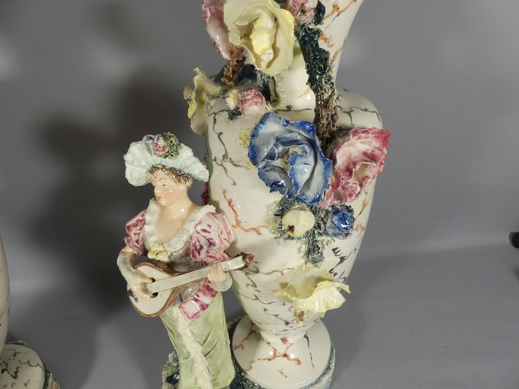 Italy Circa 1900, Pair Of Ceramic Vases Gallant Couple Musician And Flowers In Relief-photo-5