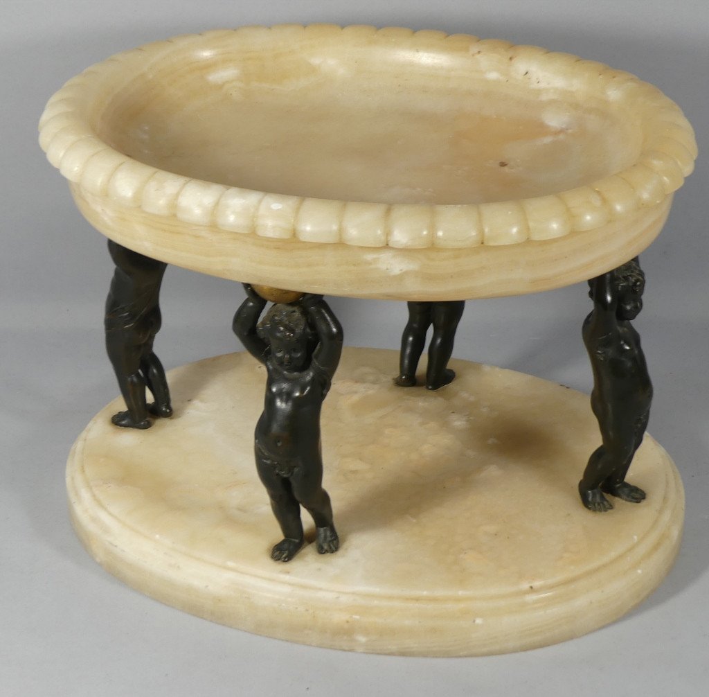 Centre De Table, Coupe En Albâtre Veiné Et Putti En Bronze Patiné, époque Napoléon III, XIX ème