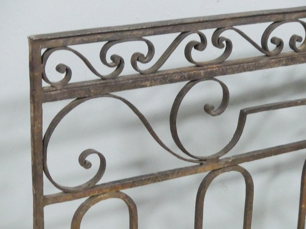 19th Century Riveted Wrought Iron Room Divider Grille-photo-1