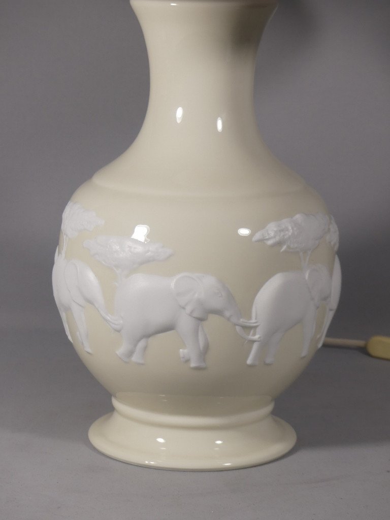 Raynaud Limoges Kenya Elephant Lamp In Light Yellow And Biscuit Porcelain-photo-3