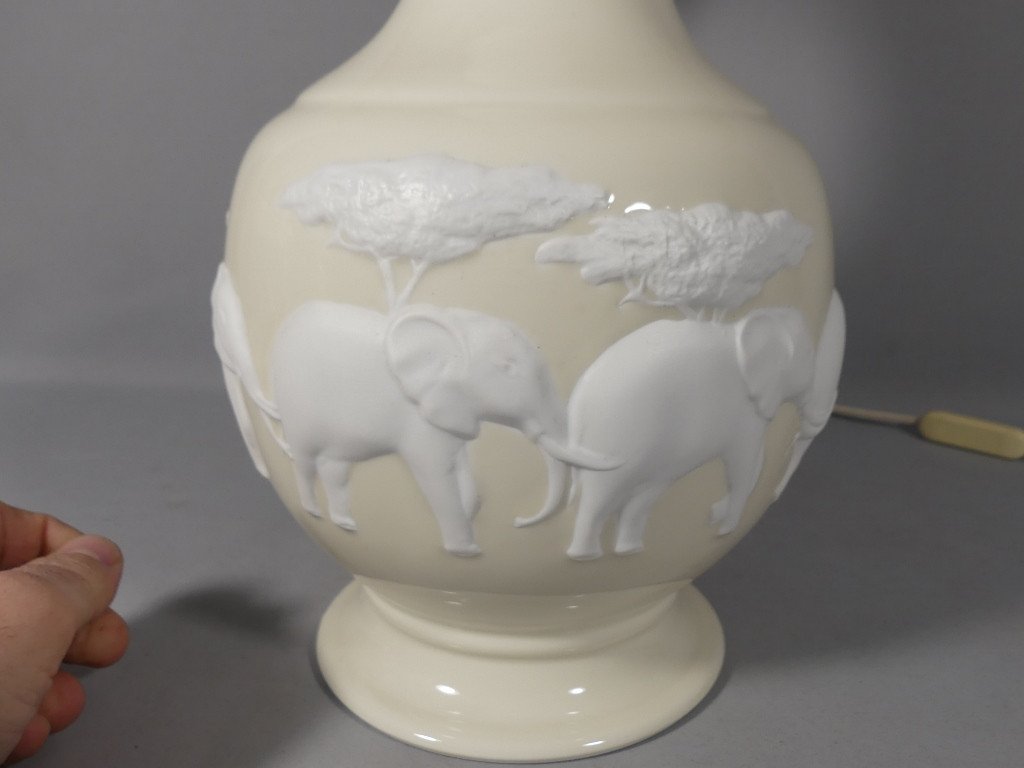 Raynaud Limoges Kenya Elephant Lamp In Light Yellow And Biscuit Porcelain-photo-4