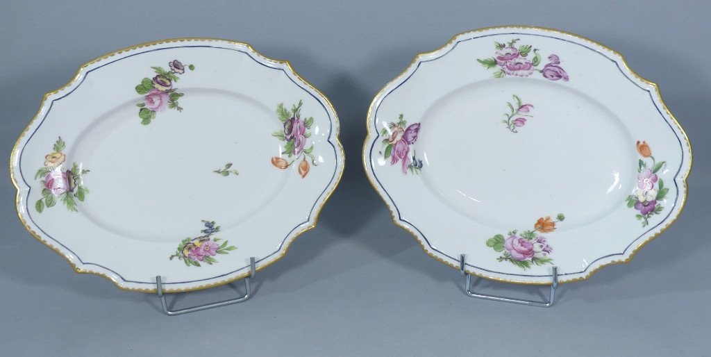 Limoges 18th Century, Manufacture Of The Count Of Artois, Rare Pair Of Porcelain Dishes