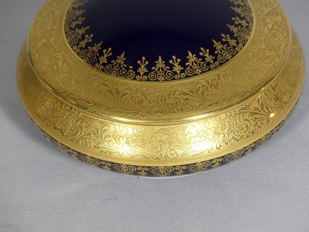 Fine Gold Inlay Limoges Porcelain Candy Box Case Blue Oven-photo-3