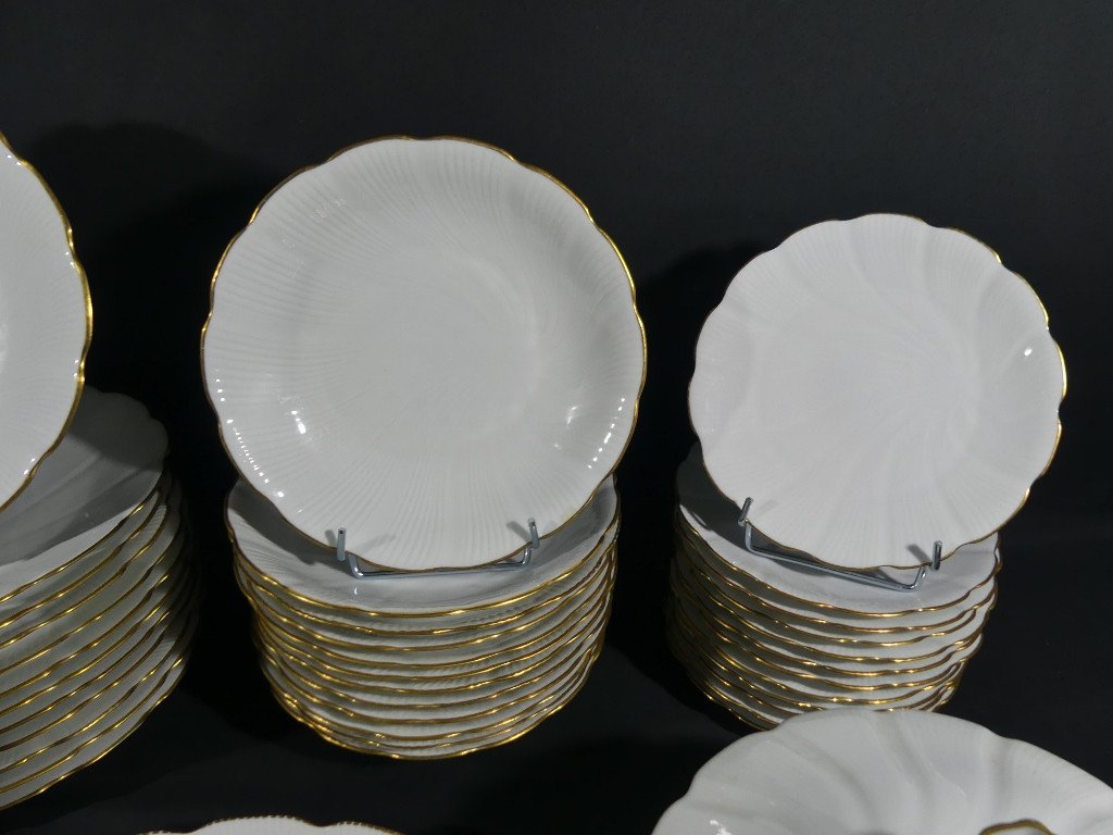 12 Person Service In White And Gold Limoges Porcelain 57 Pieces Twisted-photo-3