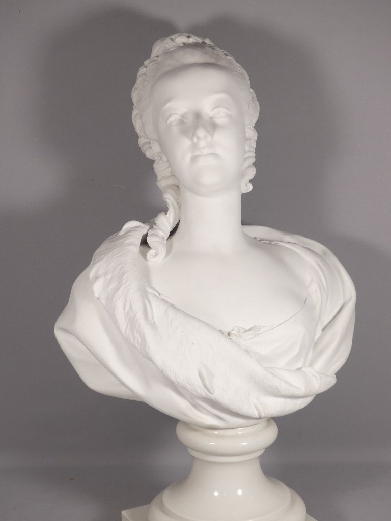 Marie Antoinette, Dauphine De France, Buste En Biscuit d'Après Boizot, 63.5 Cm De Haut-photo-2