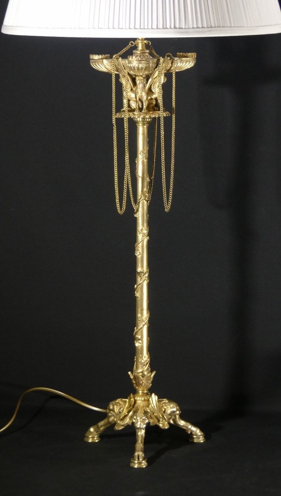 Pair Of Large Candlestick Lamps With Winged Lions In Gilt Bronze, Restoration Period, 19th Century -photo-2