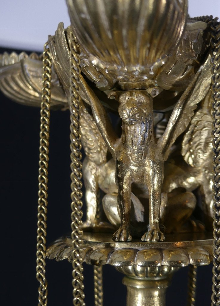 Pair Of Large Candlestick Lamps With Winged Lions In Gilt Bronze, Restoration Period, 19th Century -photo-4