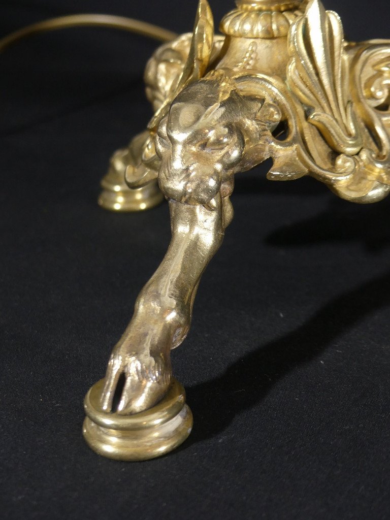 Pair Of Large Candlestick Lamps With Winged Lions In Gilt Bronze, Restoration Period, 19th Century -photo-2