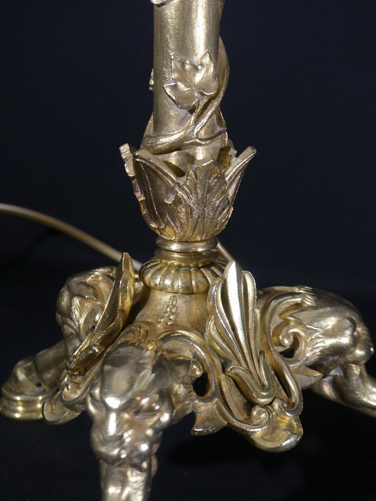 Pair Of Large Candlestick Lamps With Winged Lions In Gilt Bronze, Restoration Period, 19th Century -photo-3