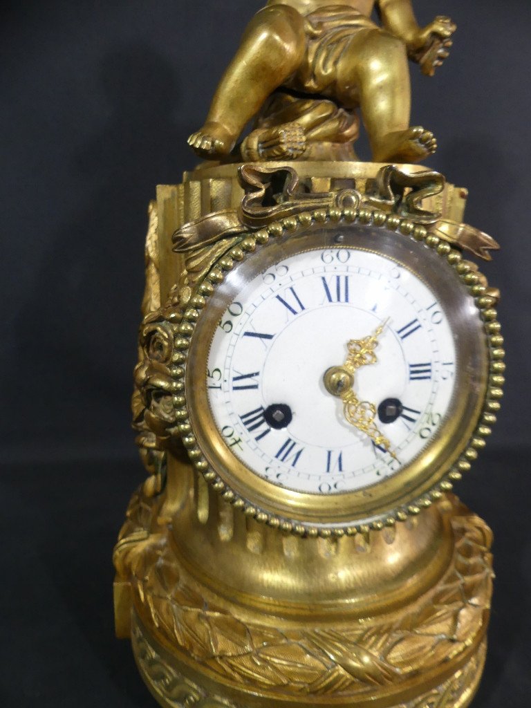 Louis XVI Clock In Gilt Bronze With Angel, 19th Century-photo-2