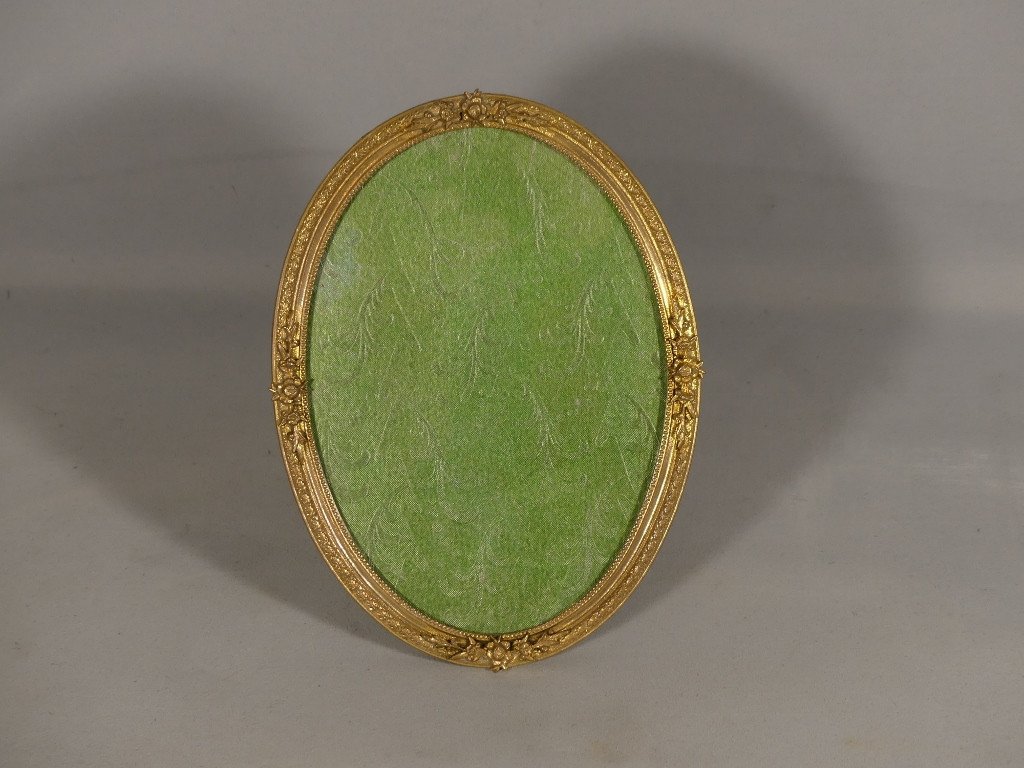 Oval Photo Frame In Gilt Bronze Chiseled With Flowers, Louis XVI Style, Early 20th Century-photo-3