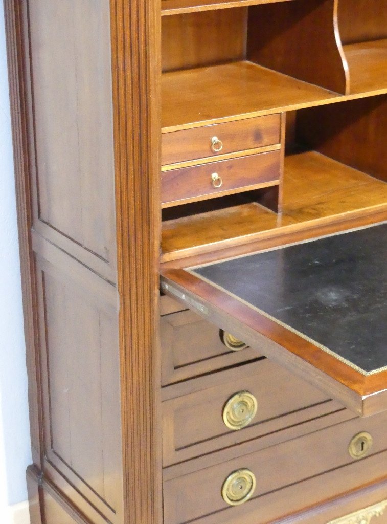 Louis XVI Mahogany Secretary Desk With Cut Sides, 18th Century-photo-1