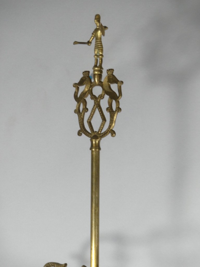 Lampe Florentine En Laiton De Type Judaïque, époque XX ème-photo-2