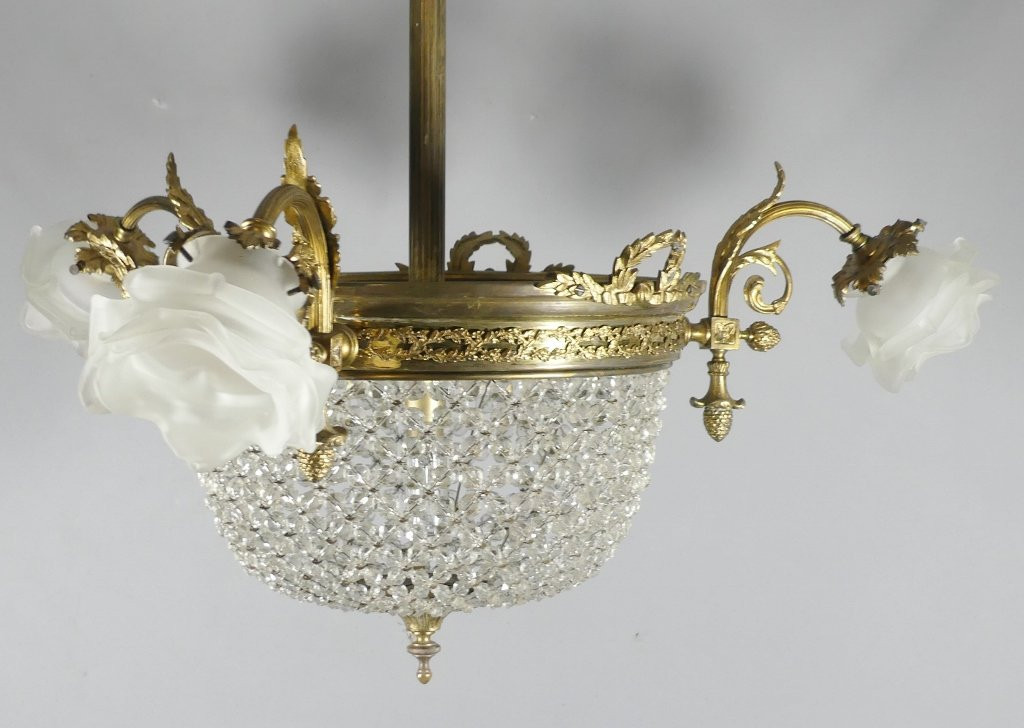 Louis XVI Style Chandelier With Pearl Bag And Basket And 3 Light Arms Circa 1920-photo-2