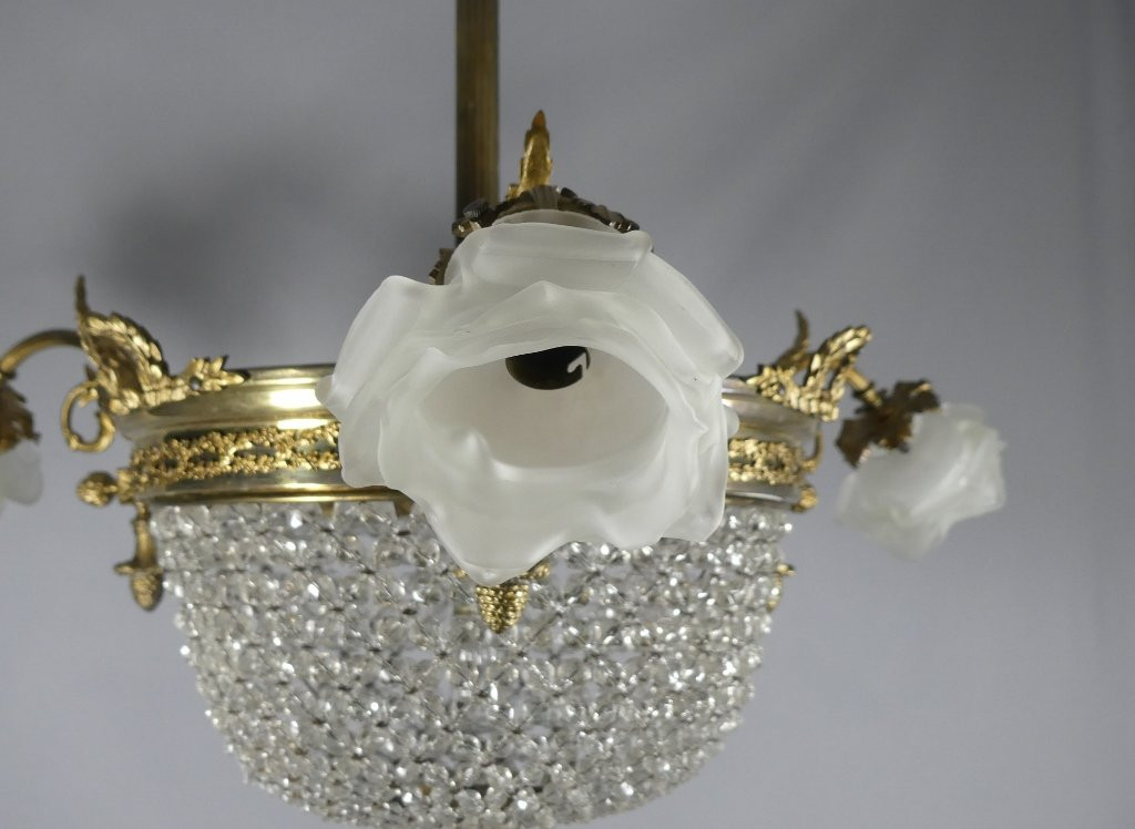 Louis XVI Style Chandelier With Pearl Bag And Basket And 3 Light Arms Circa 1920-photo-3