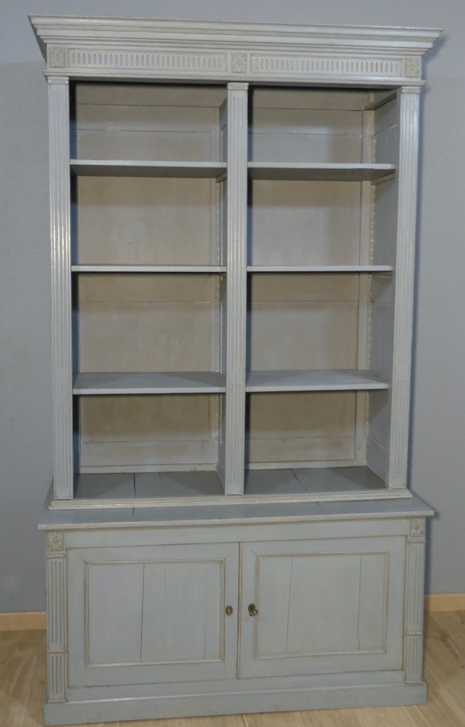 Neoclassical Style Open Bookcase In Grey Painted Wood Louis XVI Sideboard 19th Century