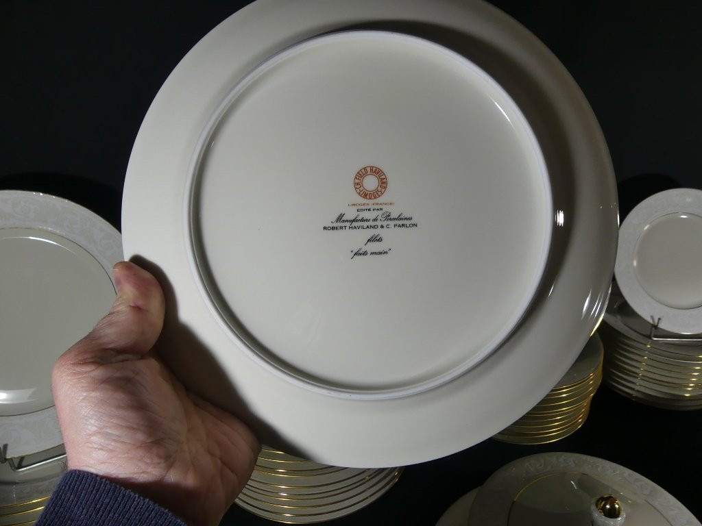 Haviland Limoges, Modèle Versailles Incrustation Biscuit Et Or, Service De Table 12 Personnes-photo-5